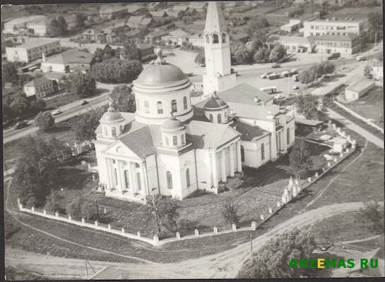Вид Смоленской церкви пос Выездное, 1988 г Фотограф Усенков А А