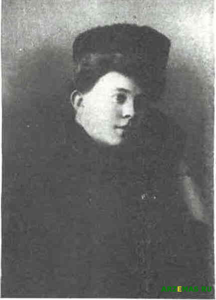 Наталья Аркадьевна Голикова — мать А. Гайдара. Нач. 1900