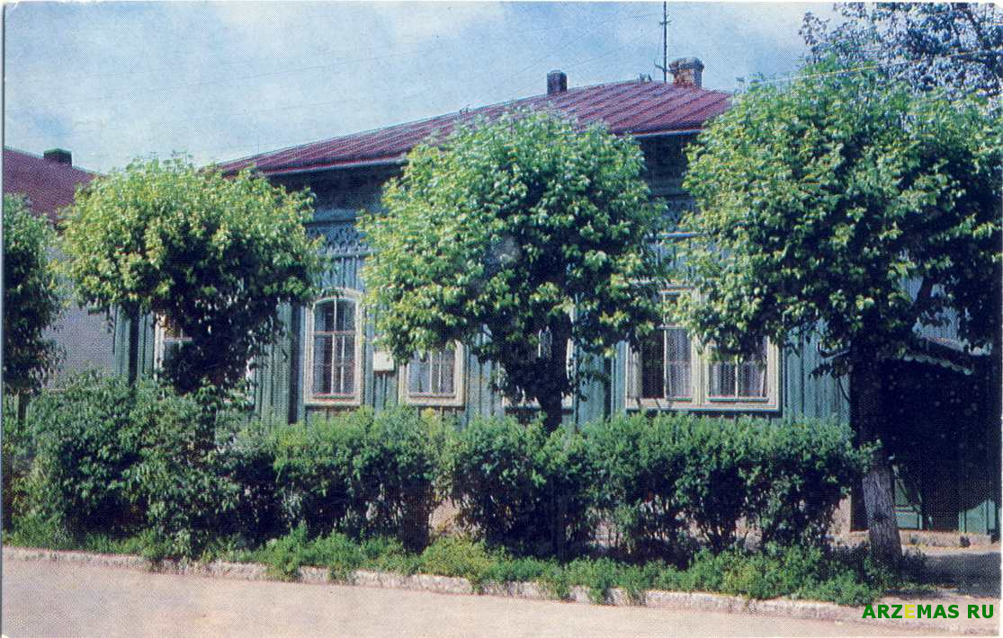 Фото Г. Костенко Арзамас. Дом, в котором жил А. П. Гайдарytki-08-1.jpg